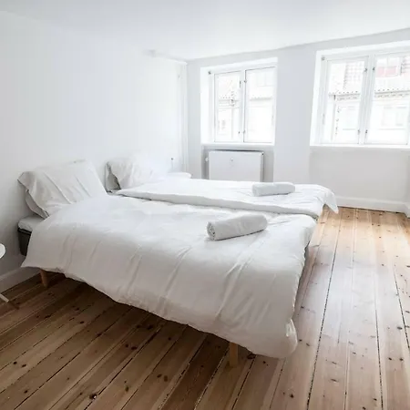 公寓 Unbeatable Location In Downtown *